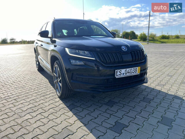 Черный Шкода Kodiaq, объемом двигателя 2 л и пробегом 190 тыс. км за 33999 $, фото 2 на Automoto.ua