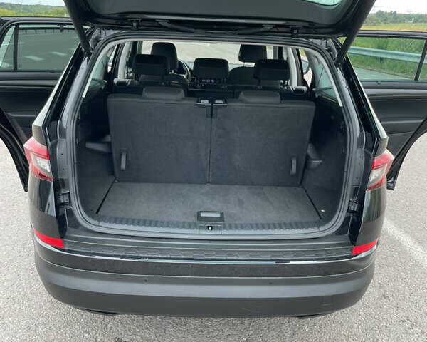 Черный Шкода Kodiaq, объемом двигателя 2 л и пробегом 230 тыс. км за 27500 $, фото 20 на Automoto.ua