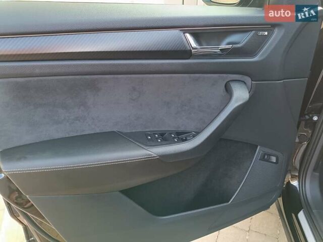 Черный Шкода Kodiaq, объемом двигателя 2 л и пробегом 137 тыс. км за 36950 $, фото 41 на Automoto.ua