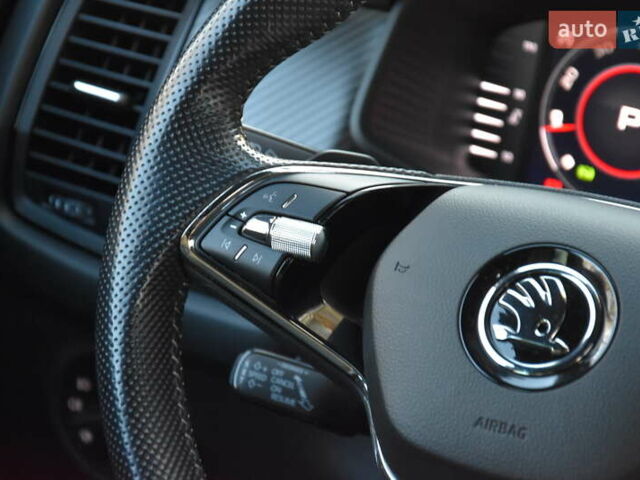 Чорний Шкода Kodiaq, об'ємом двигуна 2 л та пробігом 160 тис. км за 31999 $, фото 30 на Automoto.ua