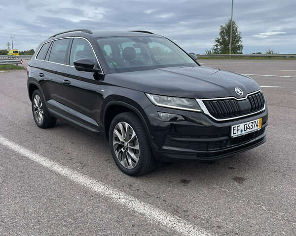 Черный Шкода Kodiaq, объемом двигателя 2 л и пробегом 230 тыс. км за 27500 $, фото 2 на Automoto.ua