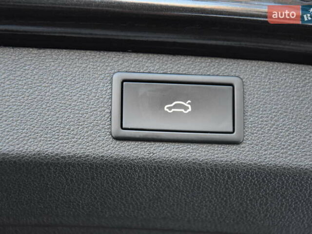 Чорний Шкода Kodiaq, об'ємом двигуна 2 л та пробігом 160 тис. км за 31999 $, фото 82 на Automoto.ua