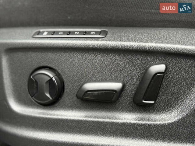 Черный Шкода Kodiaq, объемом двигателя 2 л и пробегом 237 тыс. км за 26555 $, фото 72 на Automoto.ua