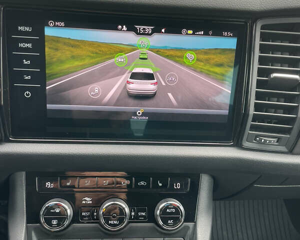Черный Шкода Kodiaq, объемом двигателя 2 л и пробегом 230 тыс. км за 27500 $, фото 27 на Automoto.ua