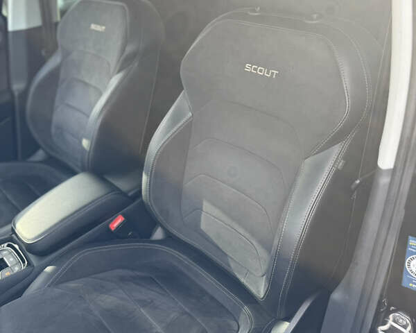 Черный Шкода Kodiaq, объемом двигателя 2 л и пробегом 175 тыс. км за 35499 $, фото 50 на Automoto.ua