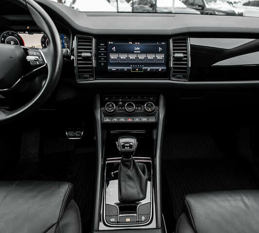Черный Шкода Kodiaq, объемом двигателя 0 л и пробегом 99 тыс. км за 39500 $, фото 25 на Automoto.ua