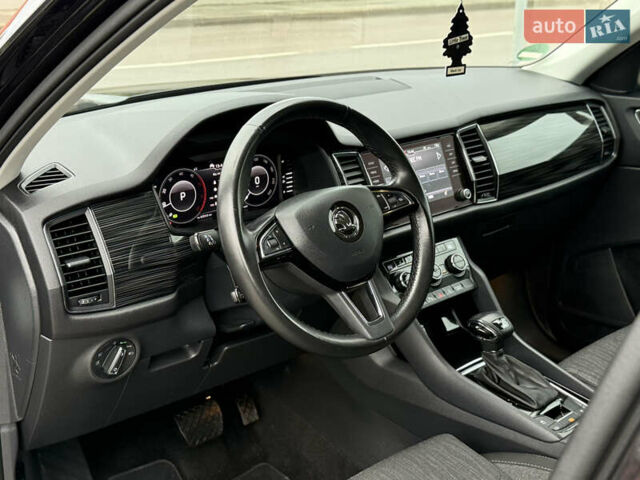 Черный Шкода Kodiaq, объемом двигателя 2 л и пробегом 237 тыс. км за 26555 $, фото 74 на Automoto.ua