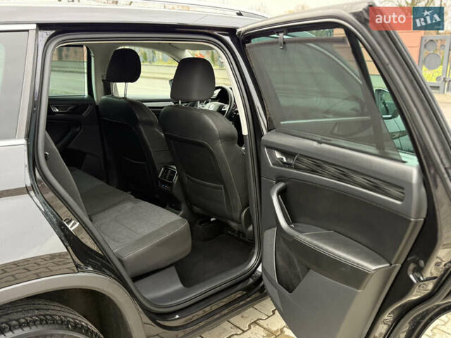 Черный Шкода Kodiaq, объемом двигателя 2 л и пробегом 237 тыс. км за 26555 $, фото 83 на Automoto.ua