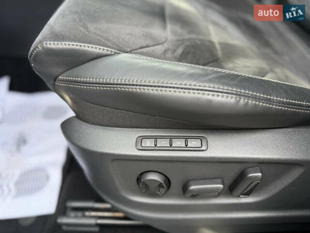 Черный Шкода Kodiaq, объемом двигателя 2 л и пробегом 175 тыс. км за 35499 $, фото 37 на Automoto.ua