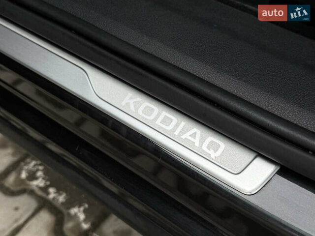 Черный Шкода Kodiaq, объемом двигателя 2 л и пробегом 237 тыс. км за 26555 $, фото 65 на Automoto.ua