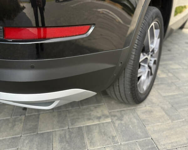 Черный Шкода Kodiaq, объемом двигателя 2 л и пробегом 175 тыс. км за 35499 $, фото 84 на Automoto.ua