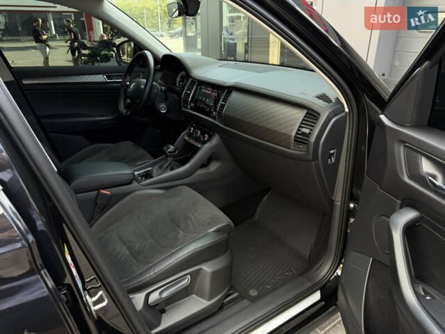 Черный Шкода Kodiaq, объемом двигателя 2 л и пробегом 60 тыс. км за 35800 $, фото 47 на Automoto.ua