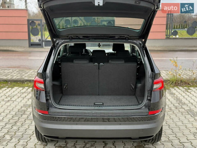 Черный Шкода Kodiaq, объемом двигателя 2 л и пробегом 237 тыс. км за 26555 $, фото 145 на Automoto.ua