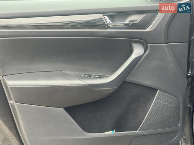 Чорний Шкода Kodiaq, об'ємом двигуна 1.97 л та пробігом 201 тис. км за 32850 $, фото 22 на Automoto.ua