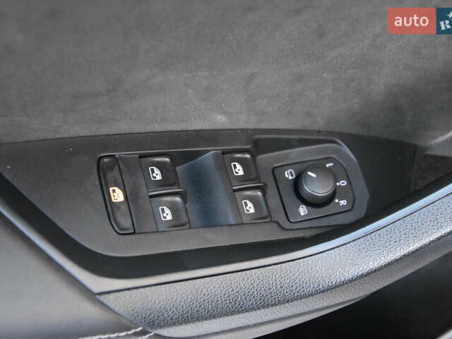 Чорний Шкода Kodiaq, об'ємом двигуна 2 л та пробігом 160 тис. км за 31999 $, фото 37 на Automoto.ua