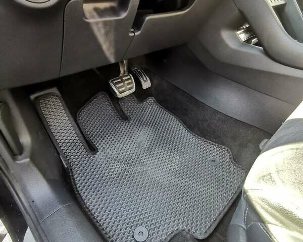Чорний Шкода Kodiaq, об'ємом двигуна 1.97 л та пробігом 59 тис. км за 34000 $, фото 30 на Automoto.ua