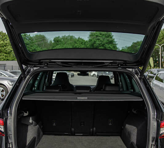 Чорний Шкода Kodiaq, об'ємом двигуна 0 л та пробігом 106 тис. км за 39003 $, фото 42 на Automoto.ua