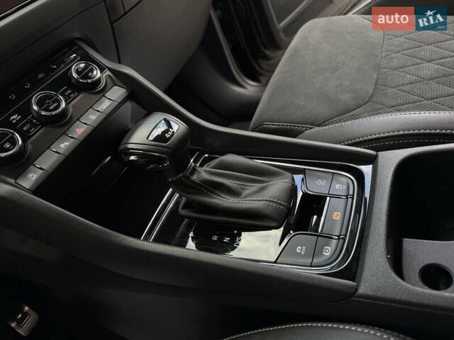 Чорний Шкода Kodiaq, об'ємом двигуна 2 л та пробігом 160 тис. км за 33499 $, фото 40 на Automoto.ua
