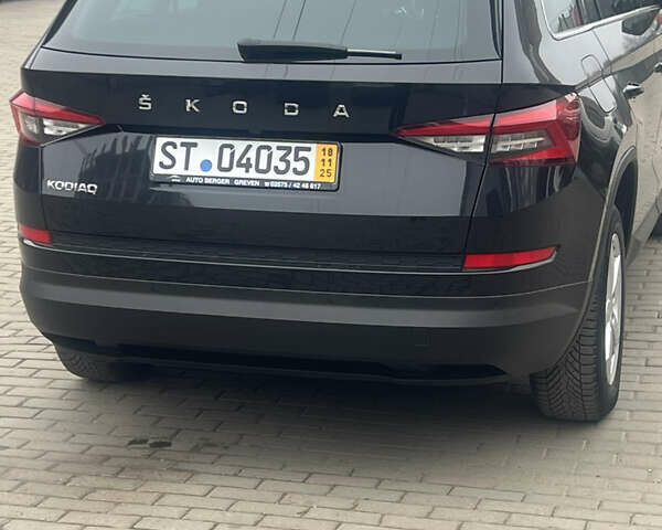 Чорний Шкода Kodiaq, об'ємом двигуна 1.97 л та пробігом 201 тис. км за 32850 $, фото 10 на Automoto.ua
