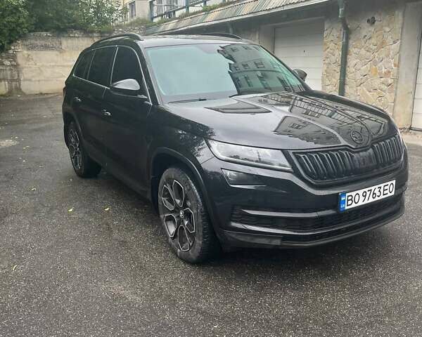 Черный Шкода Kodiaq, объемом двигателя 1.97 л и пробегом 145 тыс. км за 37000 $, фото 2 на Automoto.ua