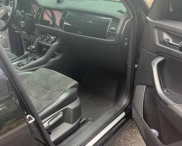 Черный Шкода Kodiaq, объемом двигателя 1.97 л и пробегом 145 тыс. км за 37000 $, фото 15 на Automoto.ua