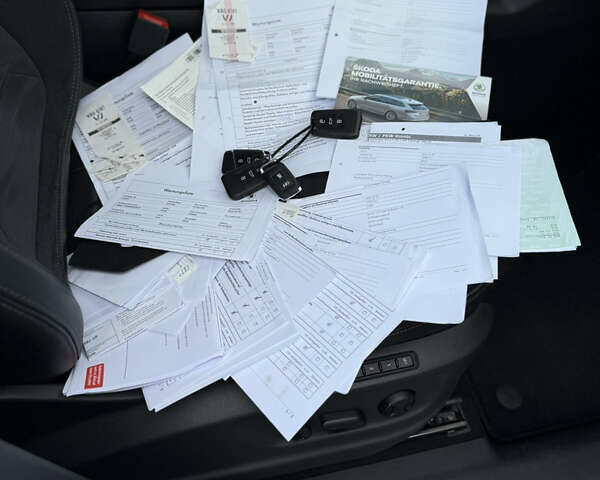 Черный Шкода Kodiaq, объемом двигателя 2 л и пробегом 175 тыс. км за 35499 $, фото 88 на Automoto.ua