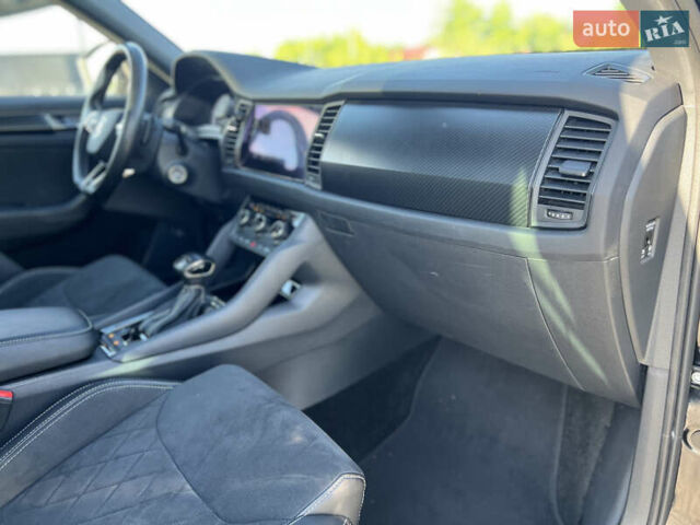 Черный Шкода Kodiaq, объемом двигателя 2 л и пробегом 190 тыс. км за 33999 $, фото 52 на Automoto.ua