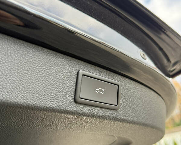 Черный Шкода Kodiaq, объемом двигателя 2 л и пробегом 175 тыс. км за 35499 $, фото 62 на Automoto.ua