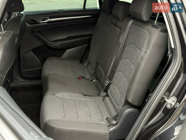 Черный Шкода Kodiaq, объемом двигателя 2 л и пробегом 237 тыс. км за 26555 $, фото 80 на Automoto.ua