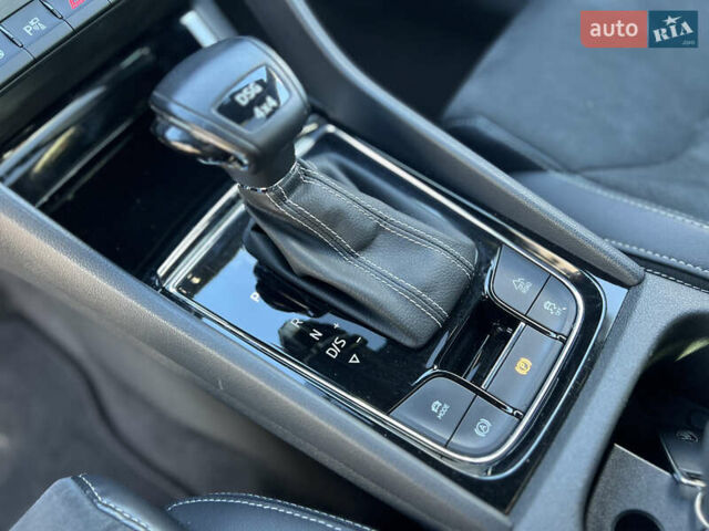 Черный Шкода Kodiaq, объемом двигателя 2 л и пробегом 190 тыс. км за 33999 $, фото 23 на Automoto.ua