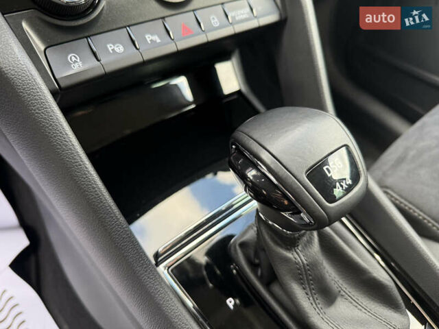 Черный Шкода Kodiaq, объемом двигателя 2 л и пробегом 175 тыс. км за 35499 $, фото 41 на Automoto.ua