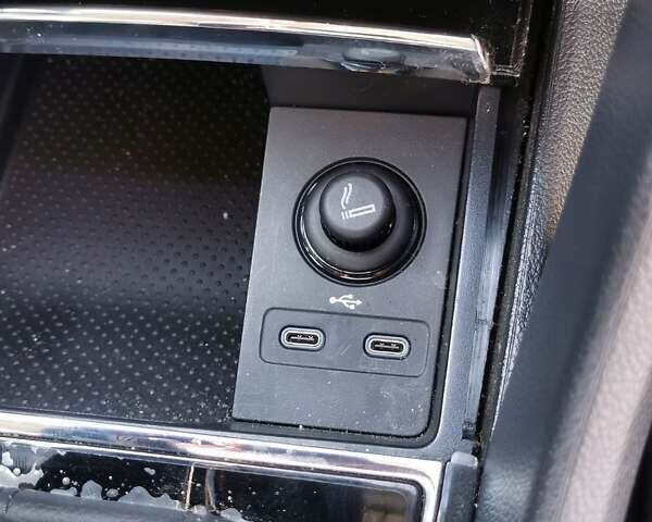 Чорний Шкода Kodiaq, об'ємом двигуна 1.97 л та пробігом 59 тис. км за 34000 $, фото 16 на Automoto.ua