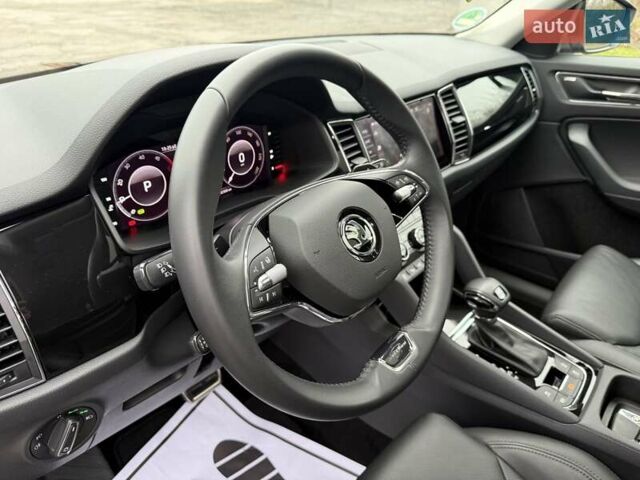 Черный Шкода Kodiaq, объемом двигателя 1.97 л и пробегом 152 тыс. км за 37499 $, фото 27 на Automoto.ua