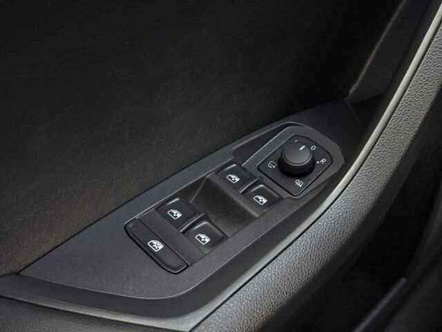 Чорний Шкода Kodiaq, об'ємом двигуна 2 л та пробігом 23 тис. км за 30999 $, фото 13 на Automoto.ua