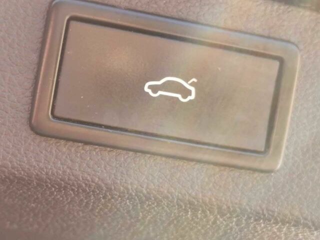 Чорний Шкода Kodiaq, об'ємом двигуна 2 л та пробігом 59 тис. км за 34000 $, фото 8 на Automoto.ua