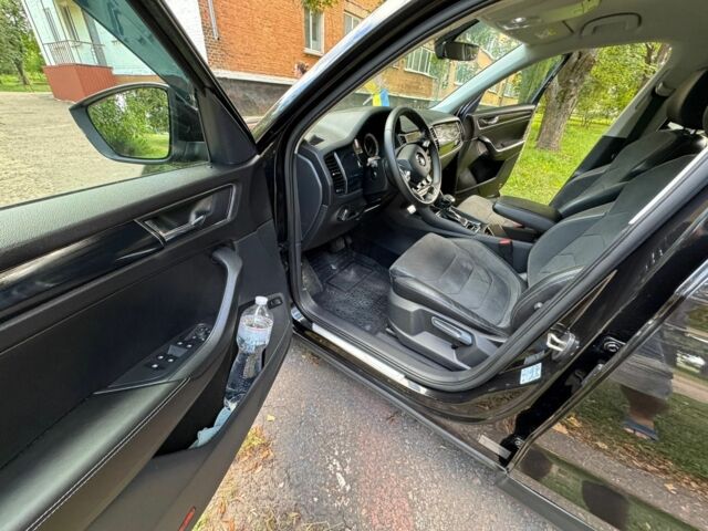 Черный Шкода Kodiaq, объемом двигателя 2 л и пробегом 50 тыс. км за 30500 $, фото 5 на Automoto.ua