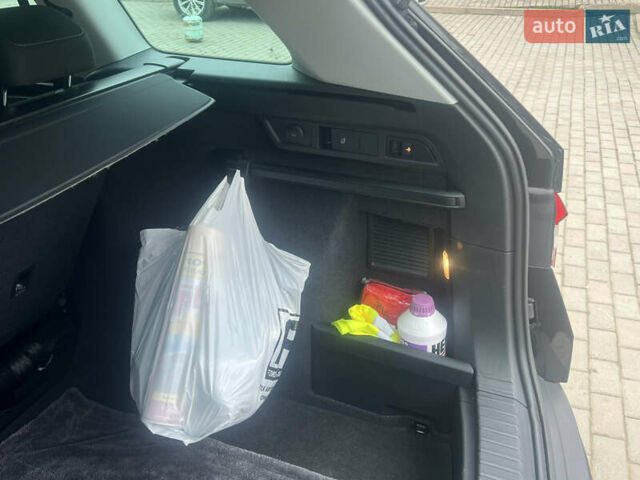 Чорний Шкода Kodiaq, об'ємом двигуна 1.97 л та пробігом 201 тис. км за 32850 $, фото 38 на Automoto.ua