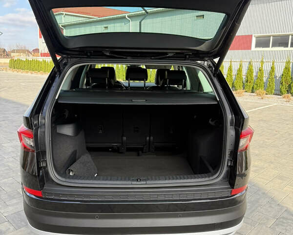 Черный Шкода Kodiaq, объемом двигателя 2 л и пробегом 175 тыс. км за 35499 $, фото 61 на Automoto.ua