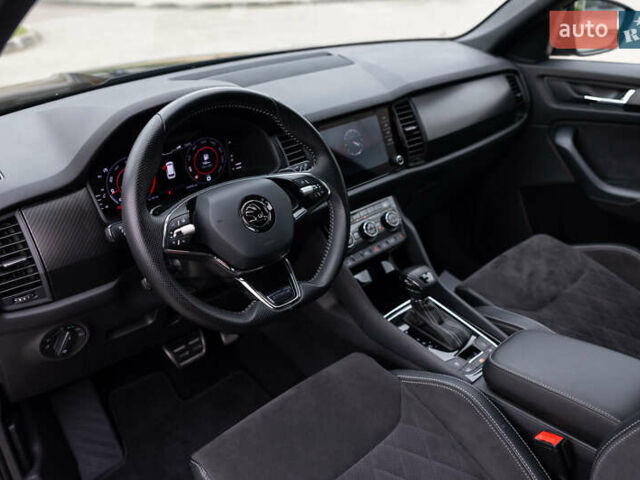 Черный Шкода Kodiaq, объемом двигателя 2 л и пробегом 228 тыс. км за 32800 $, фото 19 на Automoto.ua