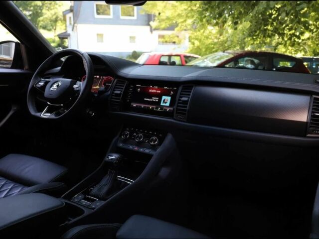 Черный Шкода Kodiaq, объемом двигателя 2 л и пробегом 37 тыс. км за 17400 $, фото 7 на Automoto.ua