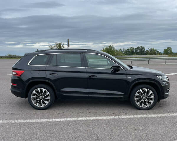 Черный Шкода Kodiaq, объемом двигателя 2 л и пробегом 230 тыс. км за 27500 $, фото 3 на Automoto.ua
