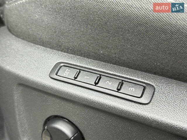 Черный Шкода Kodiaq, объемом двигателя 2 л и пробегом 237 тыс. км за 26555 $, фото 71 на Automoto.ua