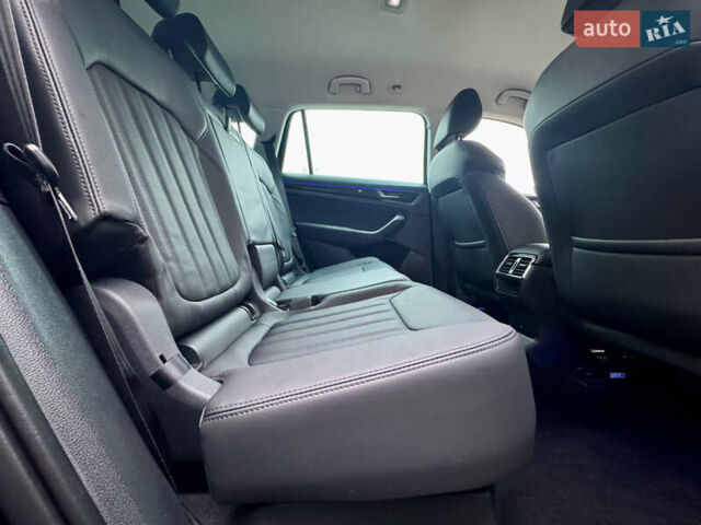 Черный Шкода Kodiaq, объемом двигателя 1.97 л и пробегом 132 тыс. км за 39900 $, фото 39 на Automoto.ua