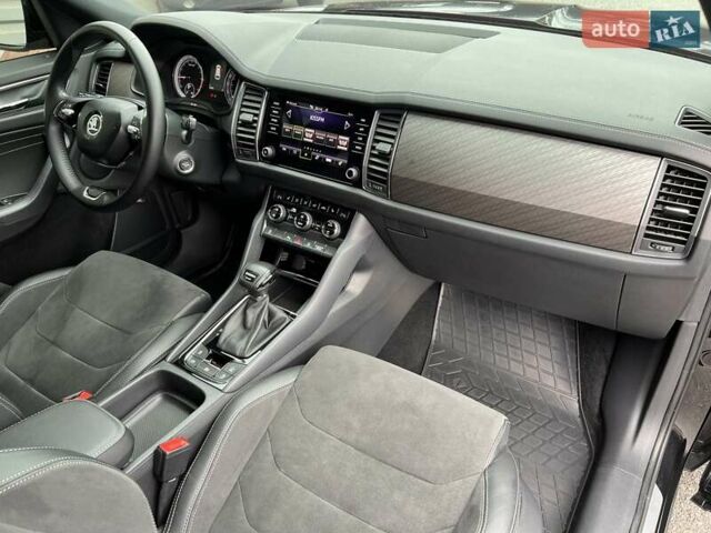 Черный Шкода Kodiaq, объемом двигателя 1.97 л и пробегом 55 тыс. км за 32900 $, фото 30 на Automoto.ua