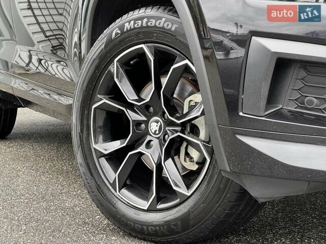 Черный Шкода Kodiaq, объемом двигателя 1.97 л и пробегом 55 тыс. км за 32900 $, фото 4 на Automoto.ua