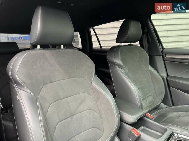 Черный Шкода Kodiaq, объемом двигателя 1.97 л и пробегом 55 тыс. км за 32900 $, фото 29 на Automoto.ua