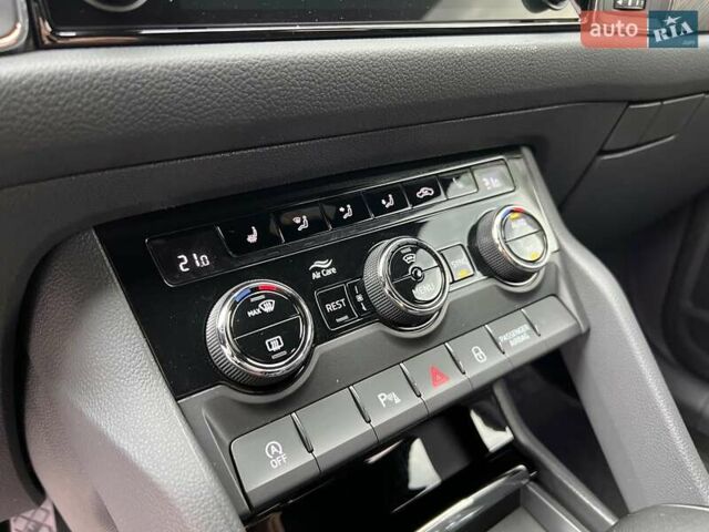 Черный Шкода Kodiaq, объемом двигателя 1.97 л и пробегом 55 тыс. км за 32900 $, фото 18 на Automoto.ua