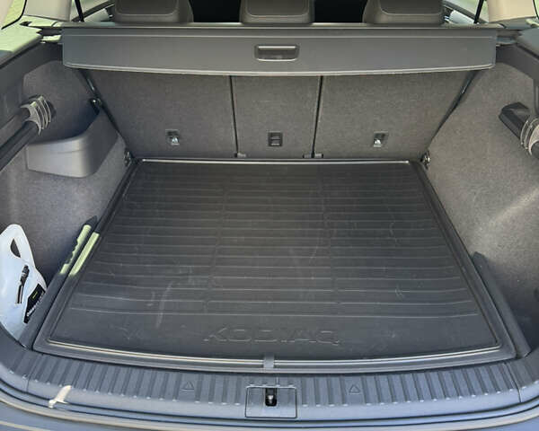 Чорний Шкода Kodiaq, об'ємом двигуна 1.98 л та пробігом 24 тис. км за 31600 $, фото 11 на Automoto.ua