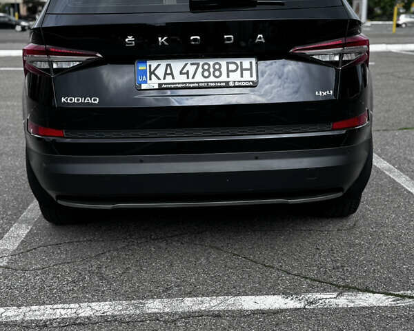 Чорний Шкода Kodiaq, об'ємом двигуна 1.98 л та пробігом 54 тис. км за 36999 $, фото 6 на Automoto.ua