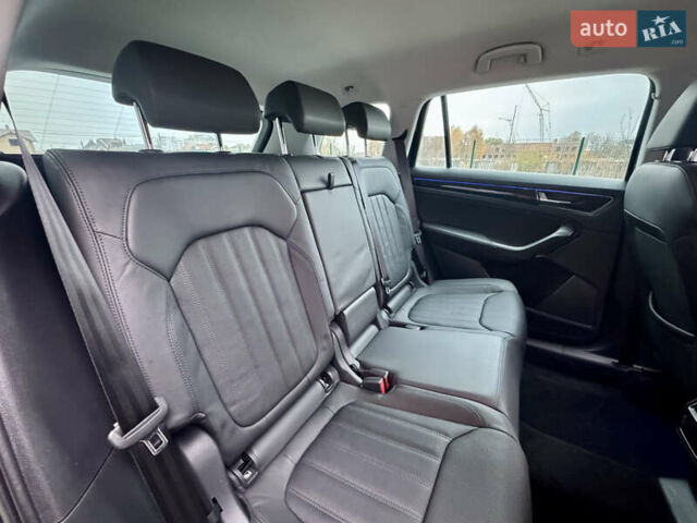 Черный Шкода Kodiaq, объемом двигателя 1.97 л и пробегом 132 тыс. км за 39900 $, фото 38 на Automoto.ua